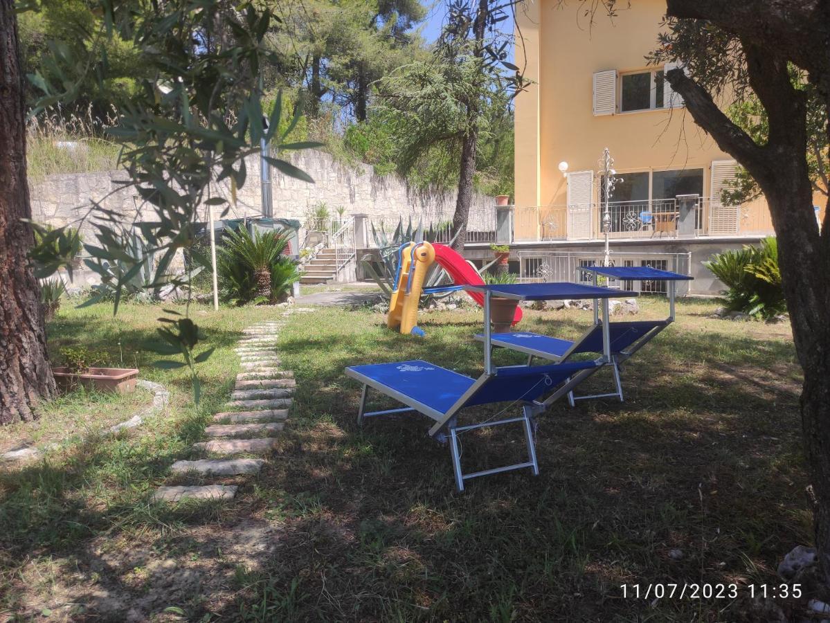 Bed and Breakfast Parco dei Gelsomini Ascoli Piceno Esterno foto